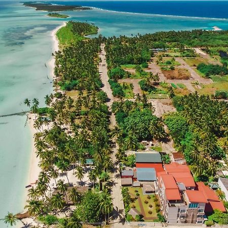 Reveries Maldives Gan  Bagian luar foto