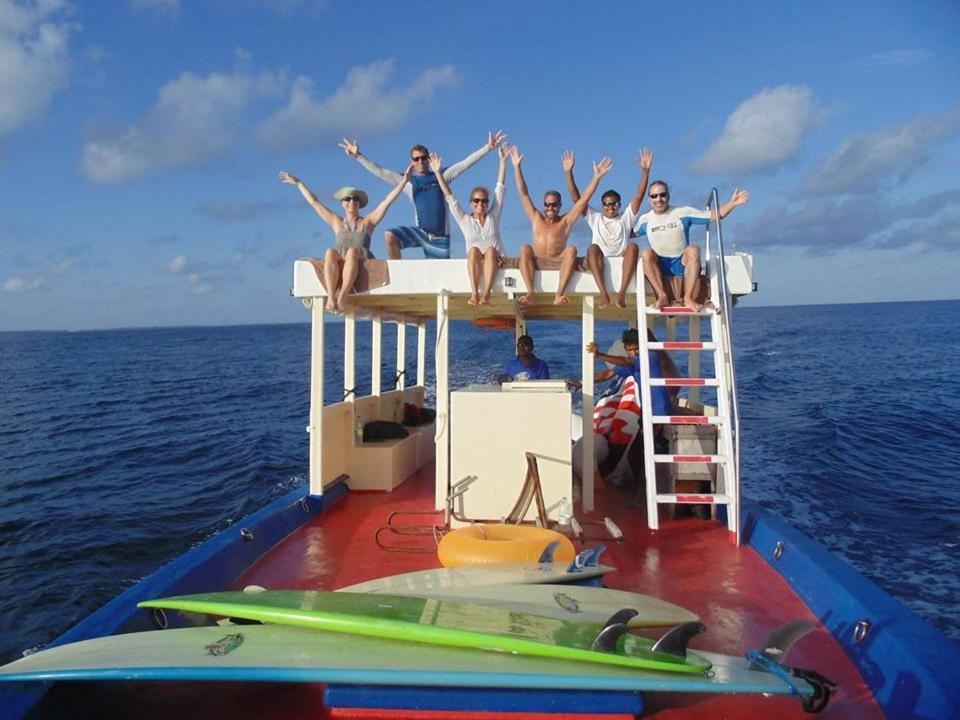 Reveries Maldives Gan  Bagian luar foto