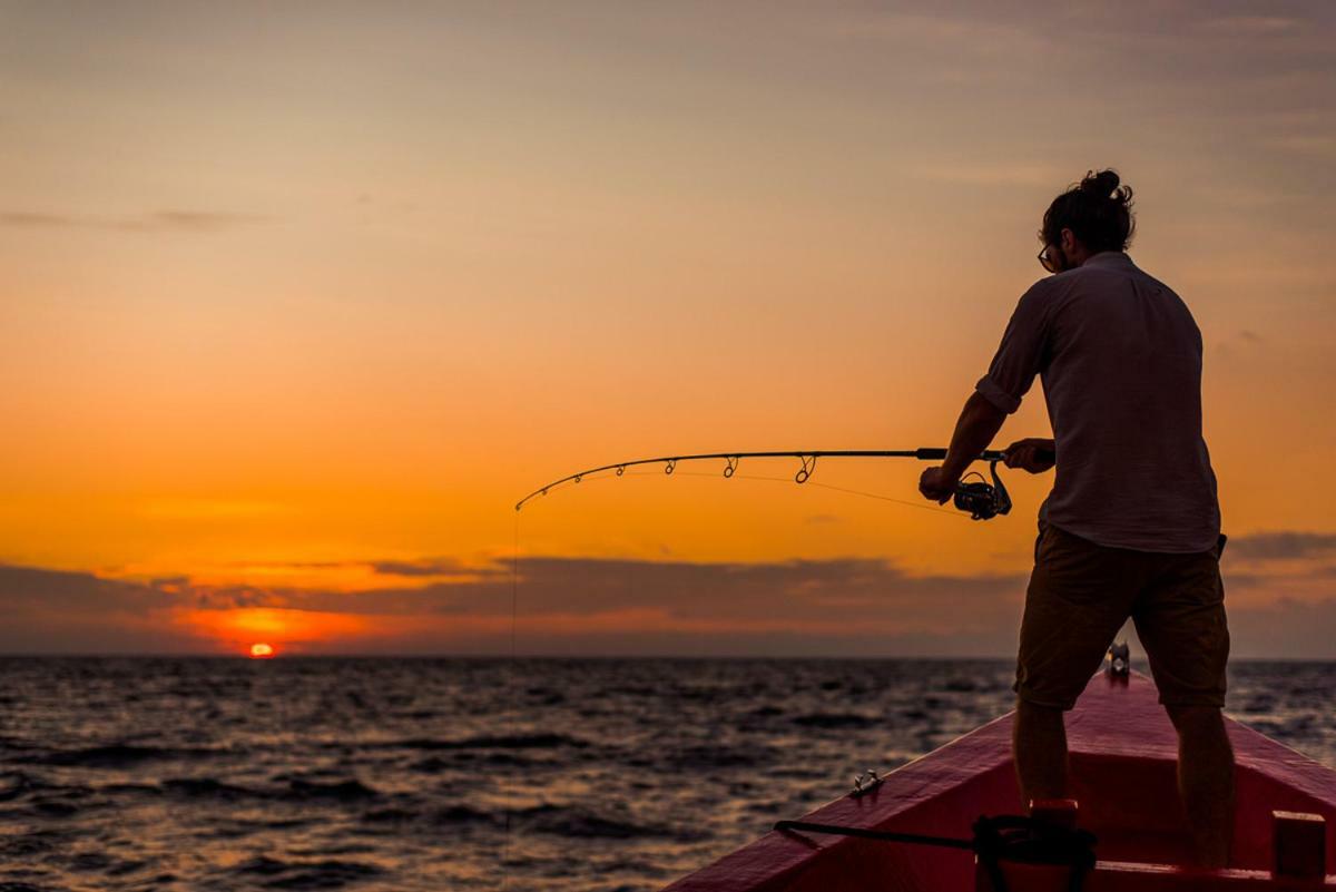 Reveries Maldives Gan  Bagian luar foto